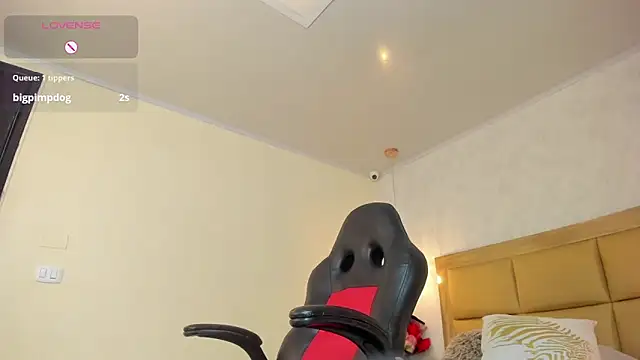 MELISSAROUGE online show from April 20, 7:48 pm