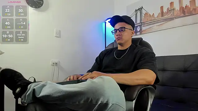 Dash Bukoski online show from November 30, 12:53 pm