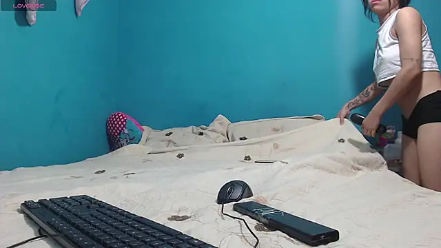 Snapshot of toxic_sweet_ chatting on September 11, 5:51 am toxic sweet  online show from September 11, 5:51 am