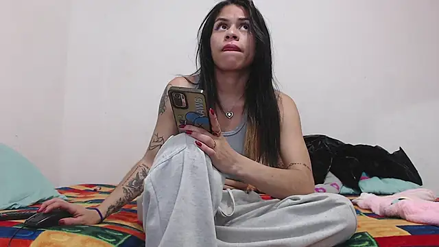 Snapshot of toxic_sweet_ chatting on October 28, 1:09 am toxic sweet  online show from October 28, 1:09 am