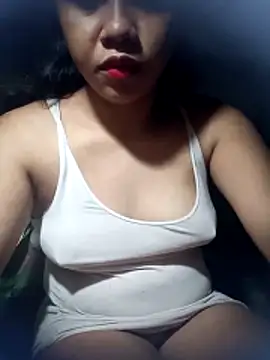 Snapshot of hotmomma8 chatting on October 28, 6:21 pm hotmomma8 online show from October 28, 6:21 pm