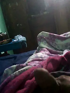 Snapshot of Az21889 chatting on October 4, 5:27 am Az21889 online show from October 4, 5:27 am