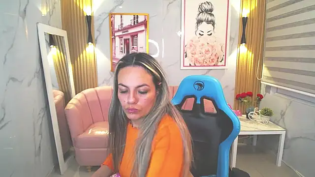 Jade Jones a online show from September 19, 3:41 am