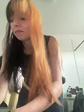 LilithKinkyDesire online show from July 22, 6:32 pm