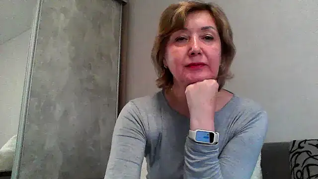 IrynaMolbertx online show from October 24, 7:16 am