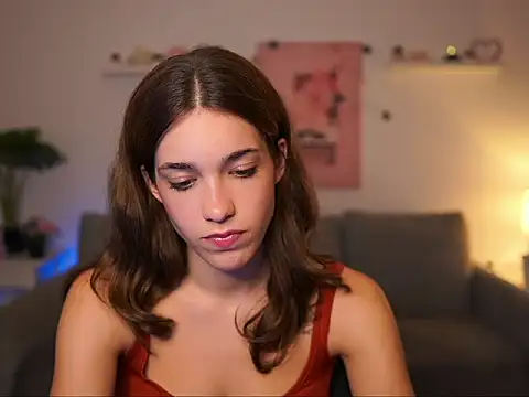 kissie cat online show from September 16, 1:12 pm