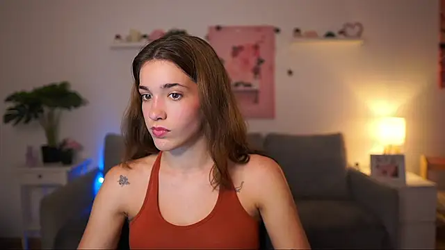 kissie cat online show from September 21, 1:13 pm