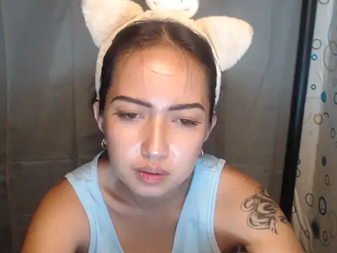 Soft Angel8 online show from May 20, 6:03 pm