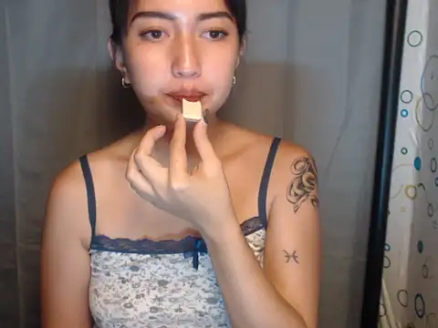 Soft Angel8 online show from May 29, 3:32 pm