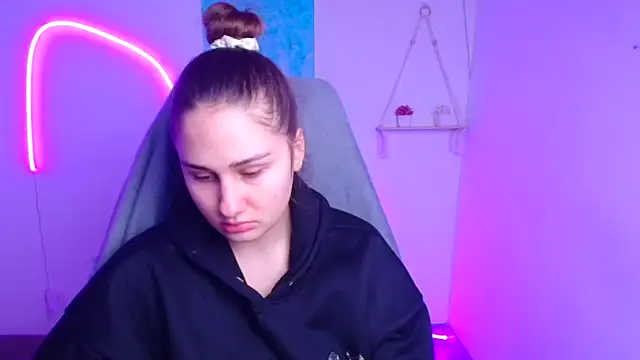 Stefanie Sweet online show from January 11, 6:29 am