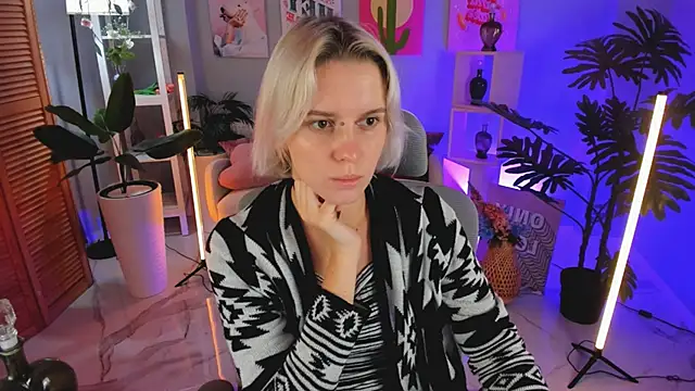 Snapshot of BethanyCloud chatting on October 29, 5:31 am BethanyCloud online show from October 29, 5:31 am