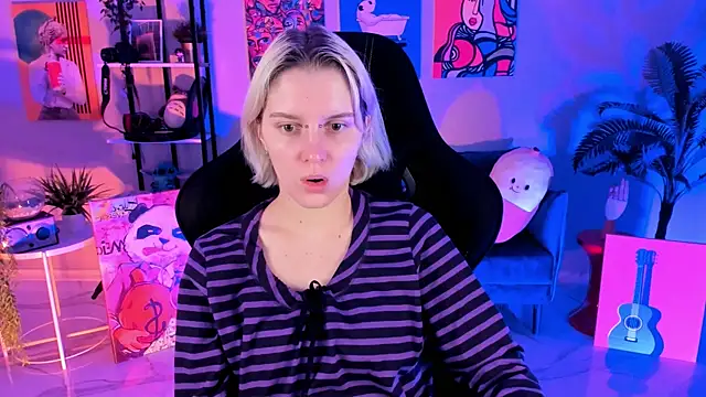 Snapshot of BethanyCloud chatting on November 7, 4:56 am BethanyCloud online show from November 7, 4:56 am