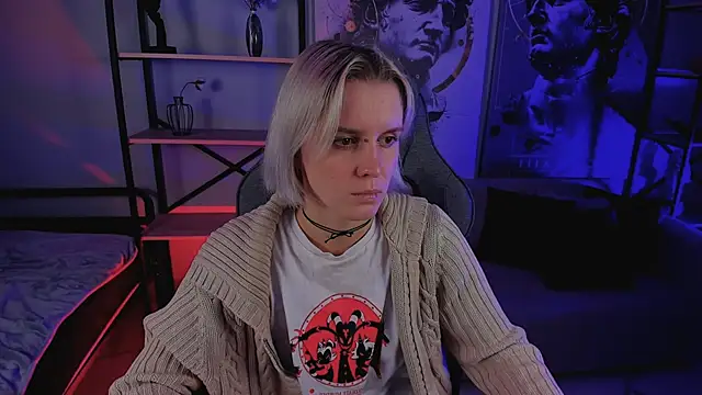 Snapshot of BethanyCloud chatting on November 10, 5:12 pm BethanyCloud online show from November 10, 5:12 pm