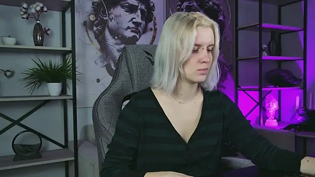 BethanyCloud online show from April 2, 5:16 am