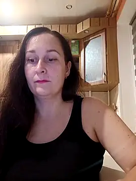 Amandda  online show from October 3, 4:26 pm