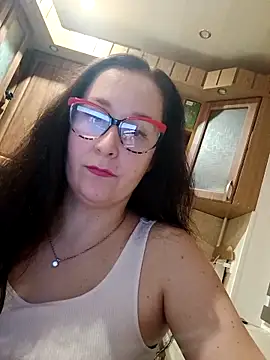 Amandda  online show from November 26, 6:42 pm