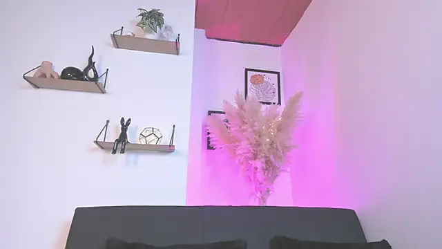 samarahanss online show from April 21, 12:44 pm