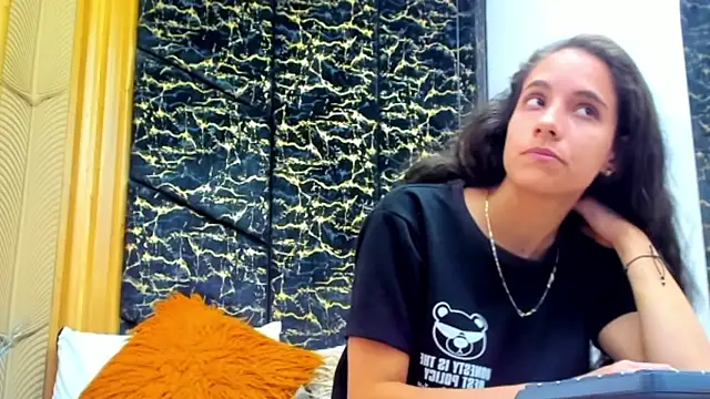 MiaCours online show from March 30, 7:15 pm