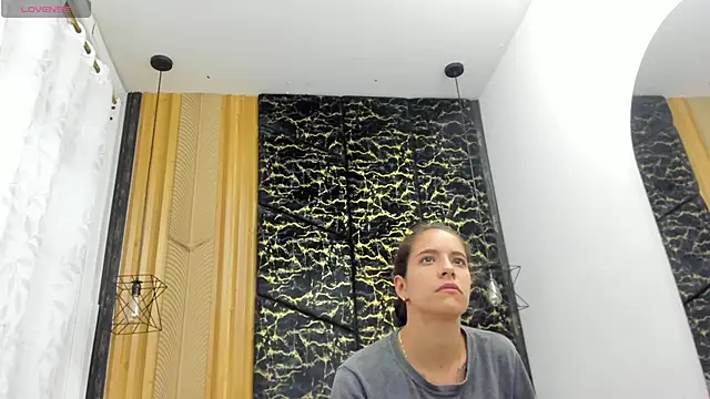 MiaCours online show from April 12, 1:05 pm