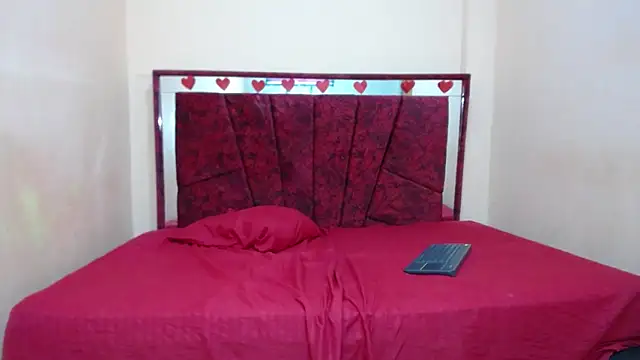 Snapshot of aiiram_hard_sex chatting on September 11, 1:49 am aiiram hard sex online show from September 11, 1:49 am