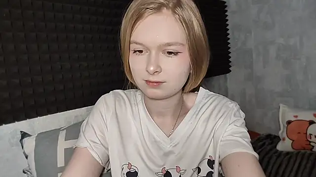 LiaVibes online show from March 12, 9:15 am