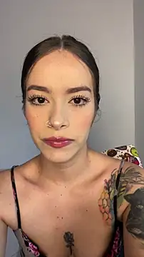 alysa g  online show from October 28, 10:12 pm