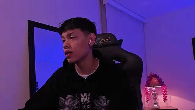 zeus blaze online show from September 18, 3:30 am