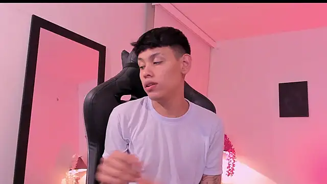 zeus blaze online show from September 24, 8:01 pm