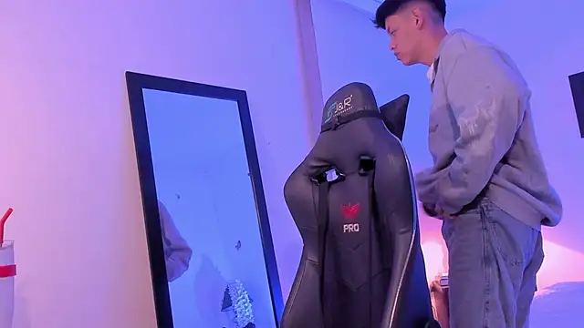 zeus blaze online show from September 27, 8:30 am