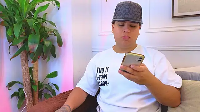 Naim Bennetsex online show from March 19, 5:39 pm