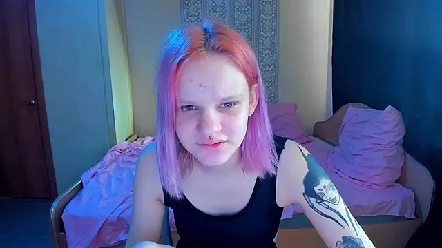 Elieiza xo online show from February 18, 8:54 am