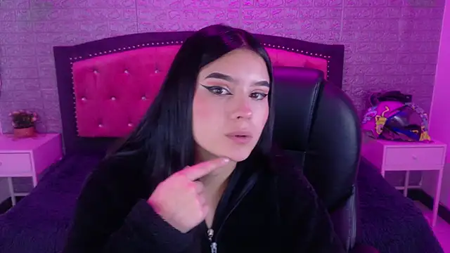 Natalie loffreda online show from March 3, 3:23 am