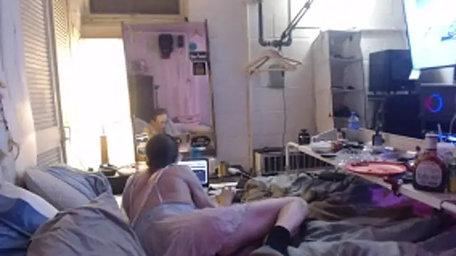 Snapshot of Puff0169 chatting on May 30, 3:36 am Puff0169 online show from May 30, 3:36 am