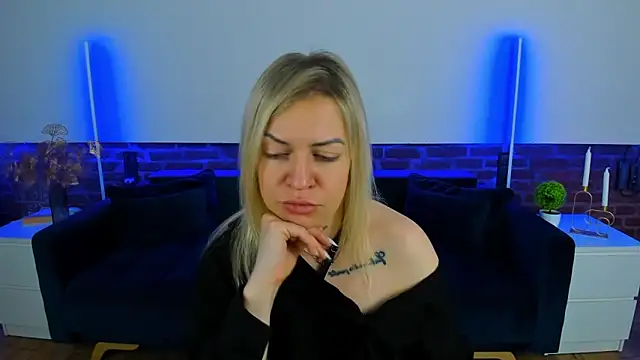 Anna Snows online show from October 26, 6:58 pm