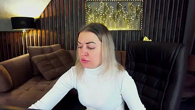 Anna Snows online show from March 13, 6:31 am