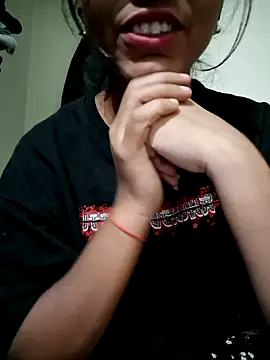 Snapshot of Telugu___Sexygirl___Naidu chatting on November 28, 5:32 am Telugu Sexygirl Naidu online show from November 28, 5:32 am