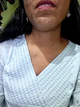 Snapshot of Telugu___Sexygirl___Naidu chatting on July 6, 4:42 am Telugu Sexygirl Naidu online show from July 6, 4:42 am