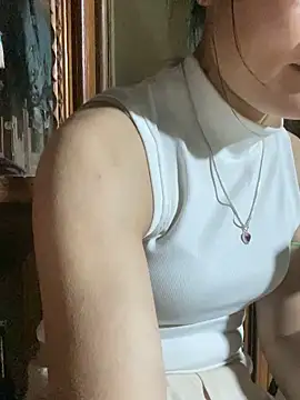 PhanHaa online show from February 25, 1:54 pm