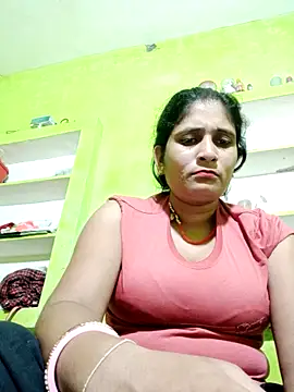 Hot-piuy online show from September 18, 9:28 pm