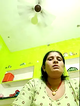 Hot-piuy online show from September 19, 5:46 pm