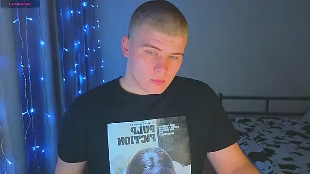 kittenmurr online show from December 2, 3:51 pm