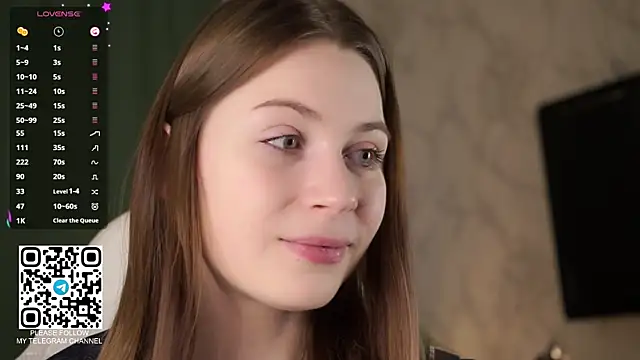 Snapshot of Stella_of_steel chatting on October 28, 10:19 am Stella of steel online show from October 28, 10:19 am