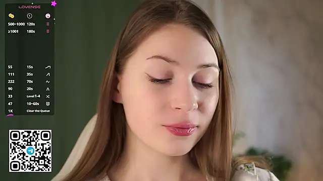 Snapshot of Stella_of_steel chatting on November 28, 9:34 am Stella of steel online show from November 28, 9:34 am