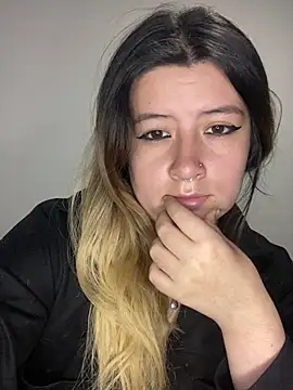 Blair Bunnyy online show from May 1, 4:17 am