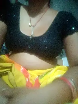 Snapshot of cut_renukadevi chatting on September 19, 3:34 pm cut renukadevi online show from September 19, 3:34 pm