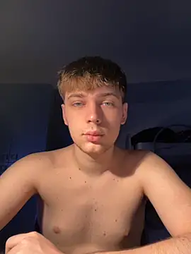 Snapshot of Fappatore_Nato05 chatting on September 20, 2:29 pm Fappatore Nato05 online show from September 20, 2:29 pm