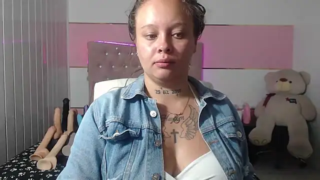 patty squirt  online show from February 20, 2:40 am