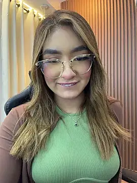 jenn fit online show from April 22, 3:09 am