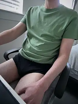 Snapshot of ScottyBoy94 chatting on May 12, 2:14 pm ScottyBoy94 online show from May 12, 2:14 pm