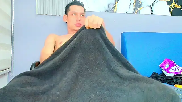 MARCUS SMITHH1 online show from October 25, 4:20 am